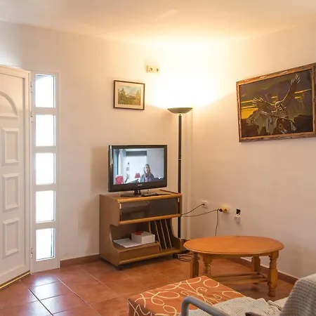 Townhouse In Las Galletas Feriehus Costa del Silencio
