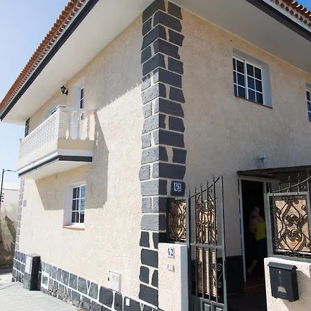 Townhouse In Las Galletas Feriehus Costa del Silencio